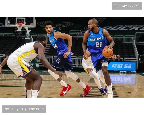 班·西蒙斯突破组织结合抢断提升雄鹿防守强度